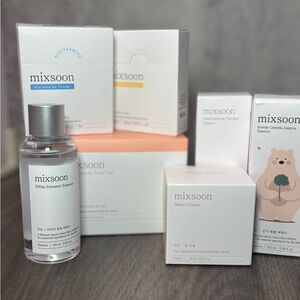 Korean Skincare | Mixsoon Set